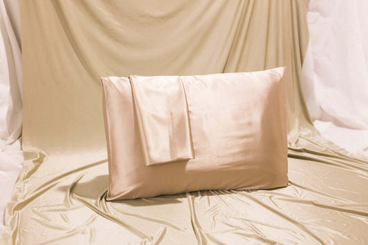 Jovés Champagne - Satin pillowcase with an interior pocket